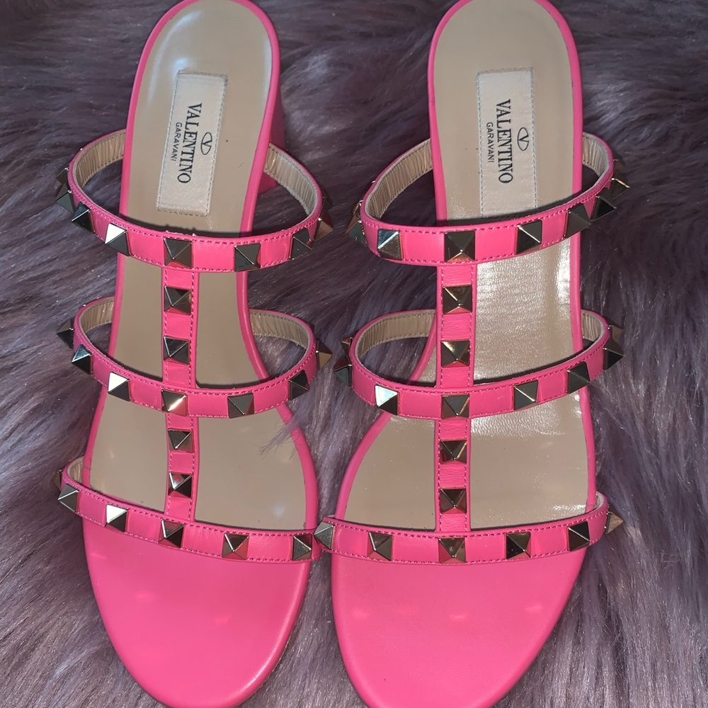 Valentino Rockstud cage slide sandal💗🌷